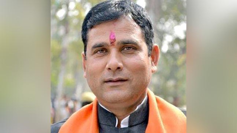 मुसलमानों को क़ुर्बानी से रोकने के लिए घटिया बयान देने वाले भाजपा नेता ने ख़ुद ही अपने बयान का मज़ाक़ उड़वाया