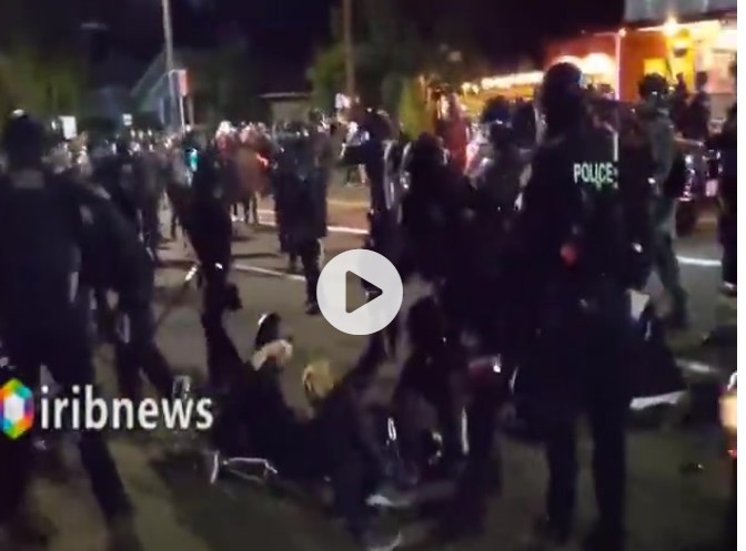 Portland'da polis şiddeti devam ediyor