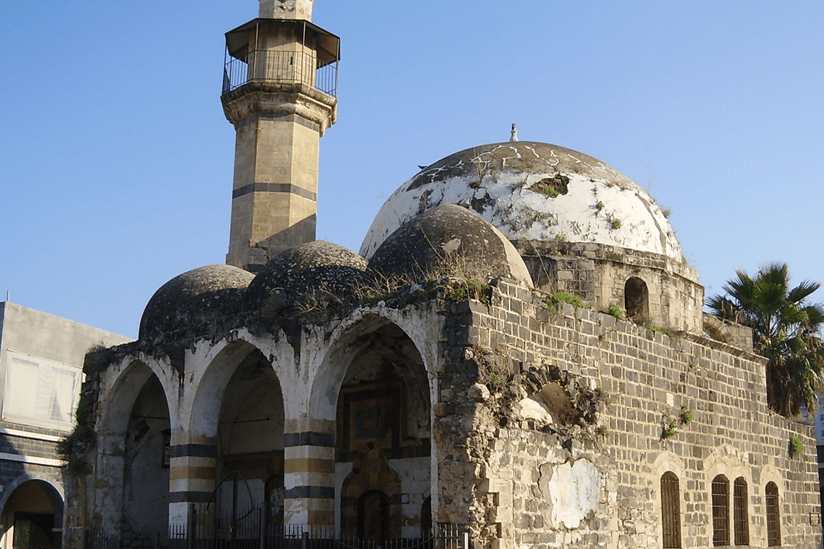 “El régimen israelí convierte sistemáticamente las mezquitas en bares” 