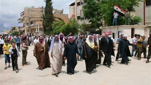 قبيلة "العكيدات" السورية تمهل التحالف الدولي و"قسد" شهرا لتسليم قتلة شيخها
