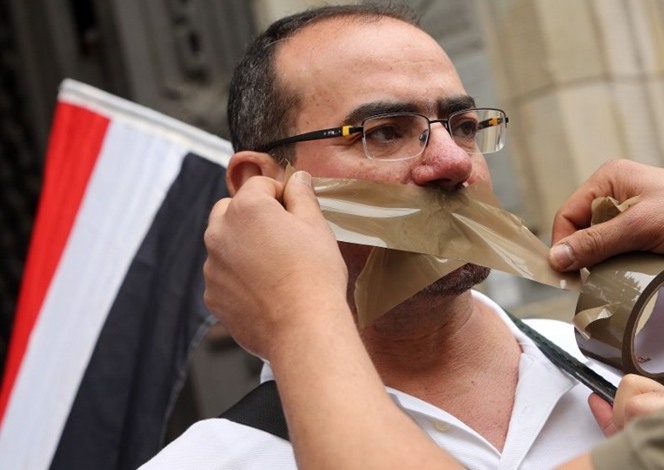 37 انتهاكا ضد الحريات الإعلامية بمصر خلال الشهر الماضي
