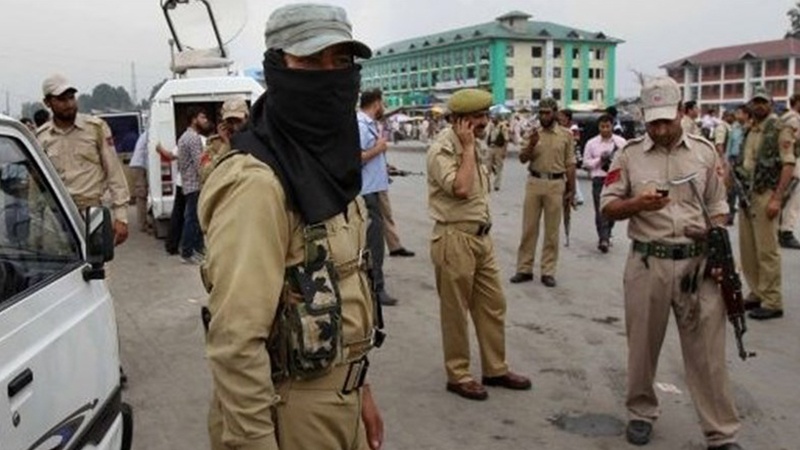 राफाइल देने वाले देश के समाचारपत्र की भारत को खरी खरी ... कश्मीर में भारतीय प्रजातंत्र पर अपमान व कलंक की धूल