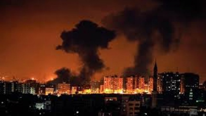 İsrail savaş uçakları Gazze'yi bombaladılar