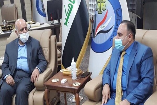 دیداری باڵوێزی ئێران و وەزیری دادی عێراق