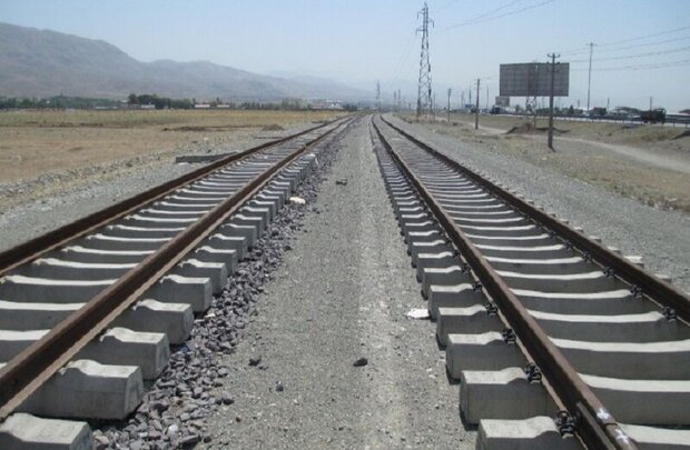 گرێ دانی ئێران و هەرێمی کوردستان لە ڕێگای ئاسنی سنە- باشماخ- سلێمانی