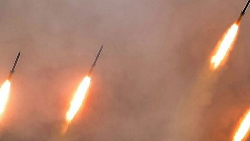イラク・バグダッド空港の米軍基地にロケット弾が着弾