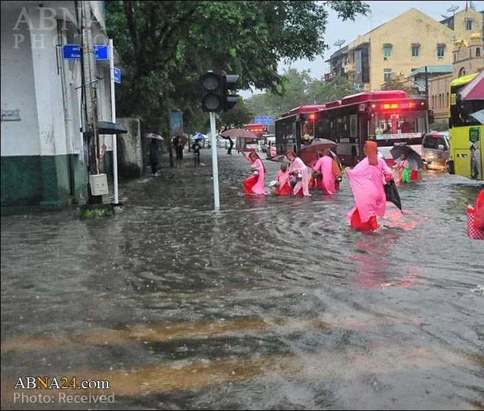 ရန္ကုန္ၿမိဳ႕တြင္ ေရႀကီးေရလွ်ံခဲ့ၿပီး ယာဥ္ေၾကာၾကပ္တည္းမႈမ်ား ျဖစ္ပြား