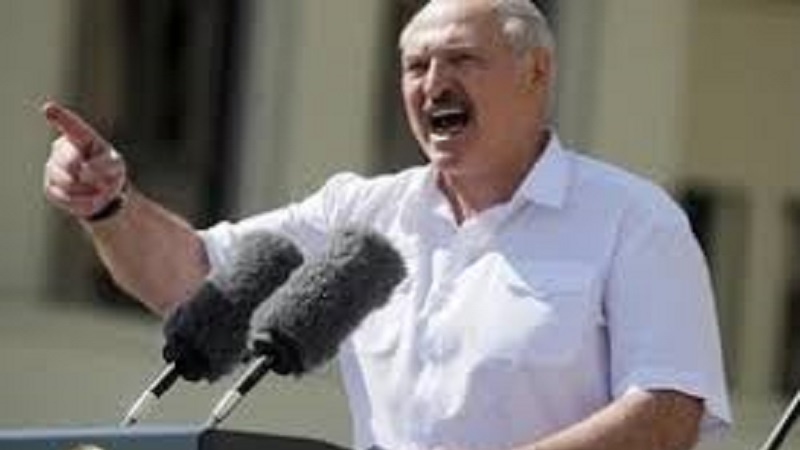 BIelorussia, proteste: Lukashenko punta dito contro USA e Europa