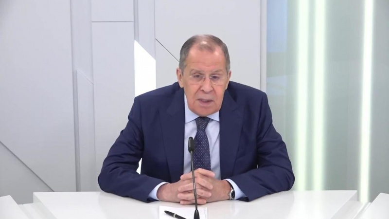 Lavrov: ABD, İran'a karşı Güvenlik Konseyi yaptırımlarını geri getiremeyecek