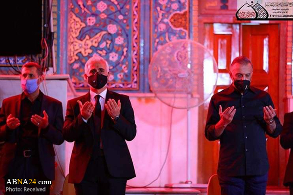 تقرير مصور / رئيس الوزراء العراقي يشارك بمجلس العزاء الحسيني في حرم الامامين الكاظمين (ع)
