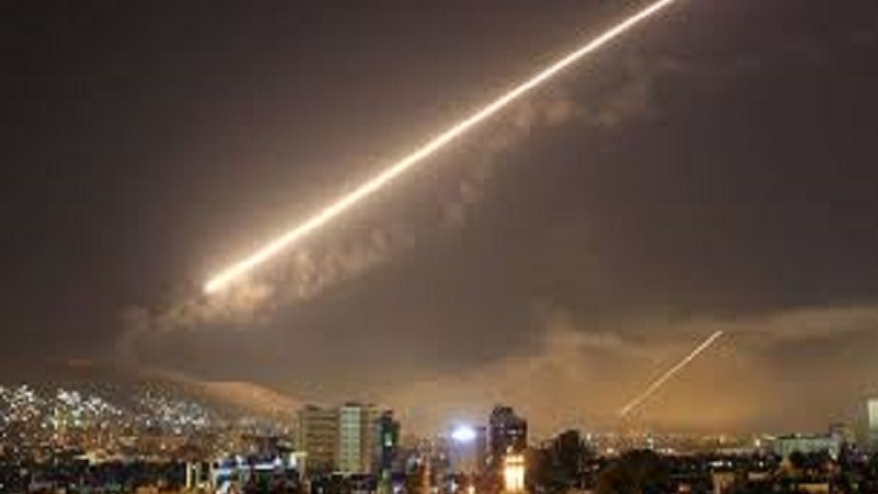 Siria intercetta obiettivi ostili vicino a Damasco