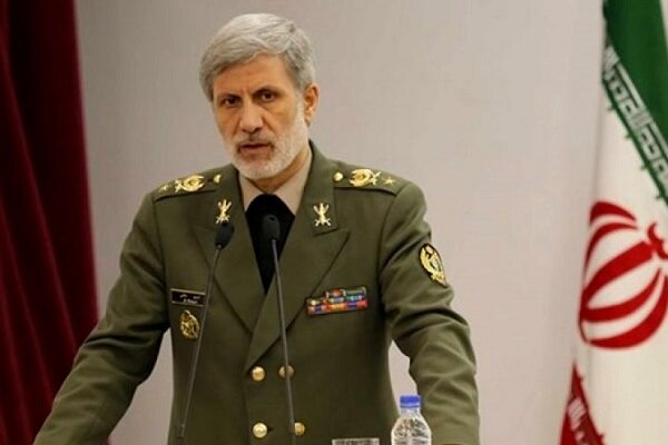 العميد حاتمي: مصانع وزارة الدفاع تنتج حاليا 38 الف نوع من قطع الغيار 