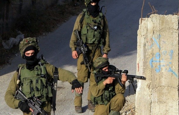 إصابة خمسة فلسطينيين برصاص العدو الصهيوني في الضفة الغربية