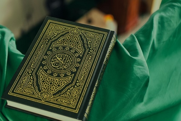 الإساءة إلى القرآن الكريم إساءة إلى جميع الأنبياء (ع)