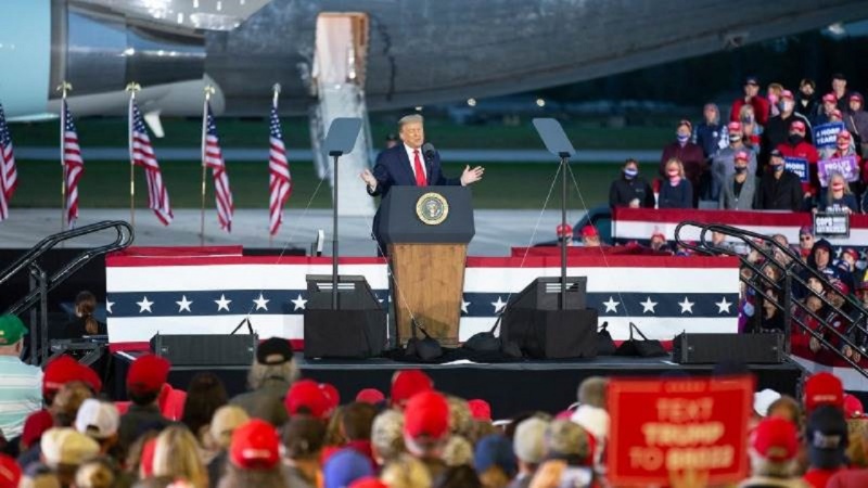 米大統領が、新型コロナ用ワクチン流通開始を主張