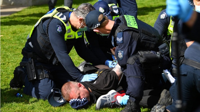 Australia, proteste anti-lockdown: 74 arresti