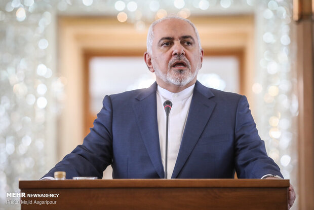 Trump in desperate need of Arab-Israel normalization for his reelection: Zarif