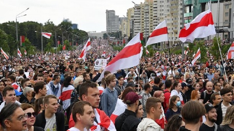 Rusya İstihbarat: ABD Belarus’ta 'renkli devrim' organize etmeye çalışıyor