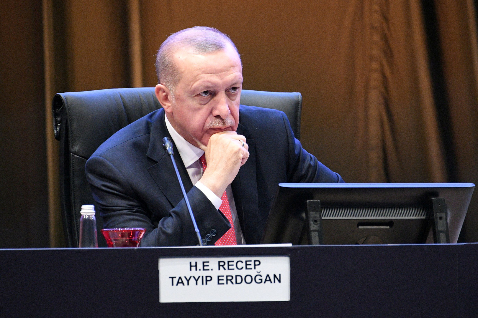 أردوغان: تركيا مستاءة من استقالة السراج ولا مانع لدينا من الحوار مع مصر