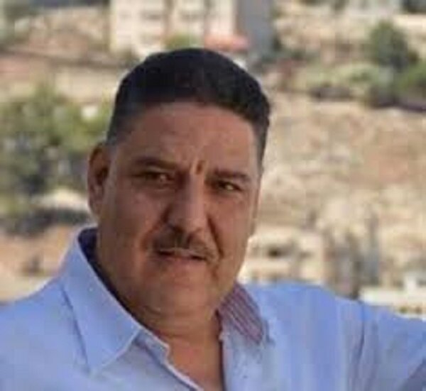 استشهاد طبيب فلسطيني بتعمد الاحتلال إلقاء قنبلة صوتية تجاهه