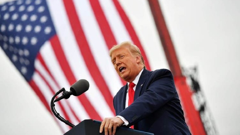 Трамп: "Я остановил массовые убийства между Сербией и Косово!"