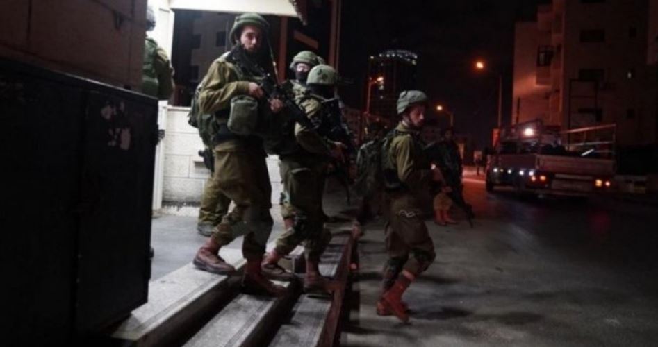 اسرائیلی فوجیوں نے مغربی کنارے سے دو فلسطینیوں کو اغوا کر لیا