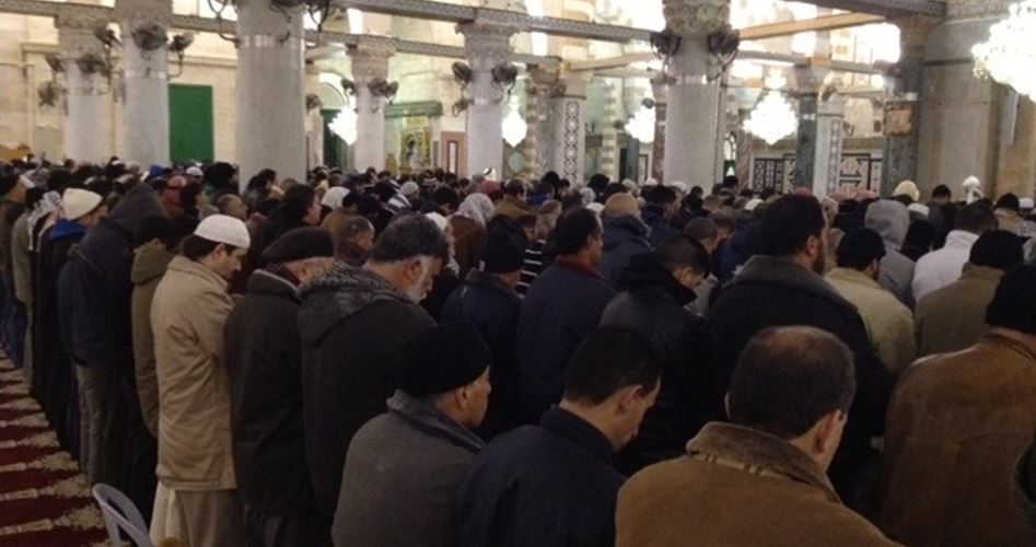 Al-Quds residents denied access to Aqsa Mosque for prayer