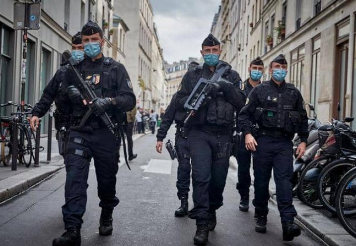 إعتقال 7 أشخاص على صلة بهجوم باريس