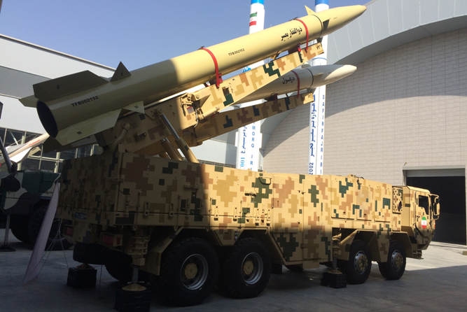 الحرس الثوري يزيح الستار عن جيل جديد من صواريخ "ذوالفقار"+ (صور )