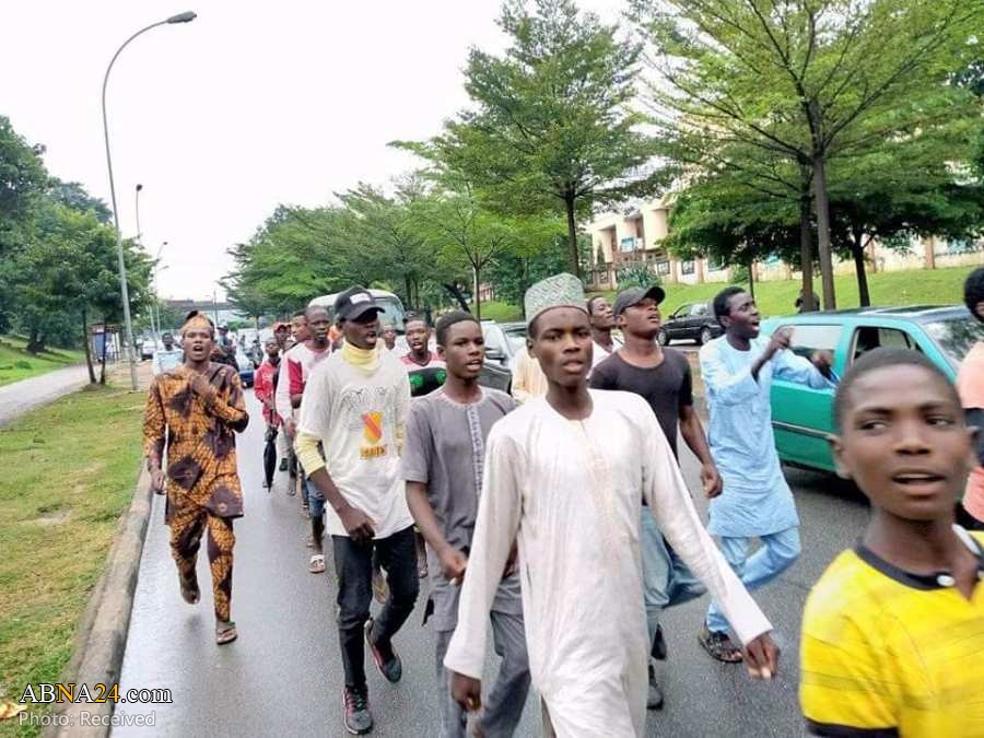 Photos: "Free Zakzaky" protest in Abuja after unlawful trial of Sheikh in Kaduna High Court 29 Sep 2020