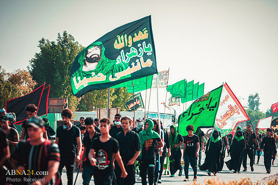 تقرير مصور/ زوار أربعينية الامام الحسين (ع) يتجهون الى كربلاء المقدسة2