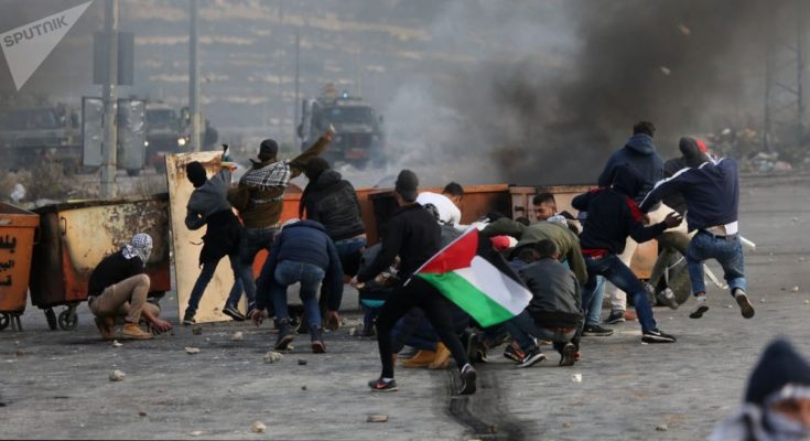 مواجهات بين شبان فلسطينيين والاحتلال "الإسرائيلي" في مخيم شعفاط وكفر قدوم