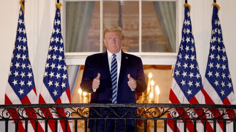 トランプ氏、コロナ治療「投薬は終わった」