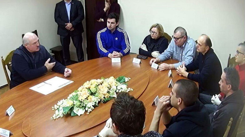 Консультации Лукашенко с оппозицией о конституционной реформе в Белоруссии