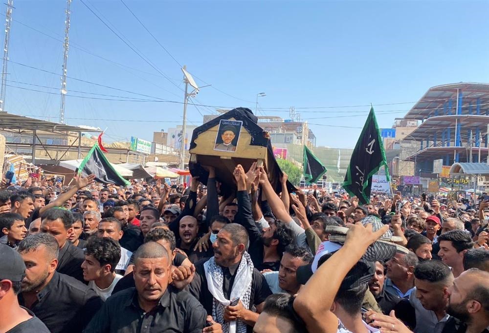 تشييع جثمان السيد الطويرجاوي بين الحرمين في كربلاء+(صور)