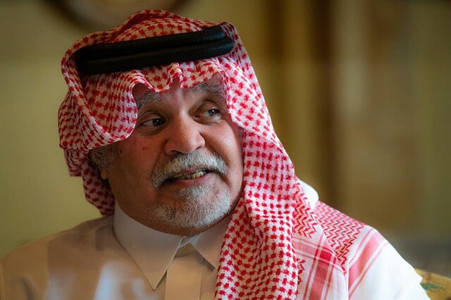 بندر بن سلطان يتراجع عن تصريحاته المسيئة للفلسطينيين ويتودد لهم