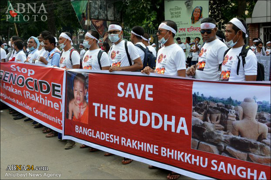 ရခိုင္  လူမ်ိဳးမ်ား လူမ်ိဳးစု လိုက္ ရွင္းလင္းခံ   ေနရသည္ ဟု ဘဂၤလားေဒ့ရွ္ မွ ရခိုင္မ်ား ဆႏၵျပ