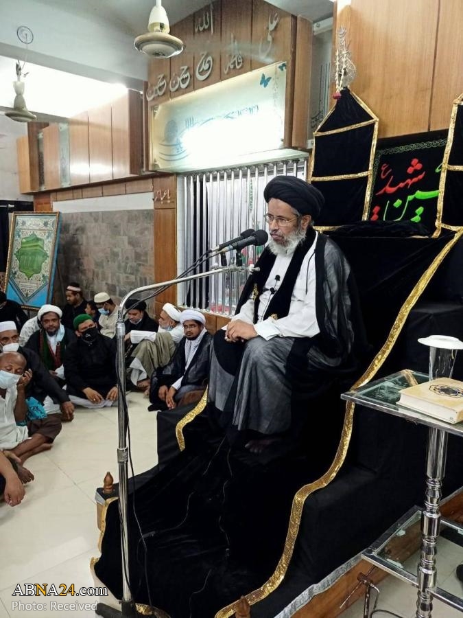 “Rememorando a los mártires de Karbalá en la Hussainiyah Panytan en la ciudad bengalí de Julna”