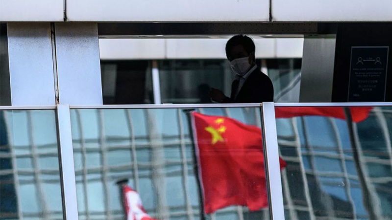中国坚决反对、强烈谴责美方炮制的所谓“香港自治法”并根据该法制裁中方人员