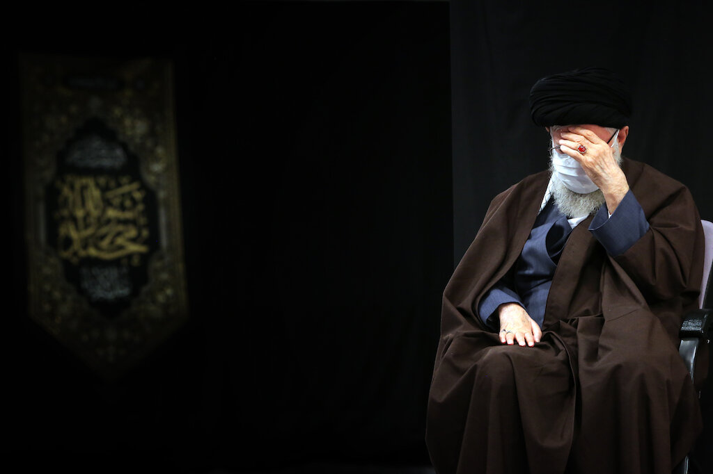 Photos: Imam Khamenei in mourning ceremonies of Prophet Muhammad (PBUH),martyrdom of Imam Hassan (AS)
