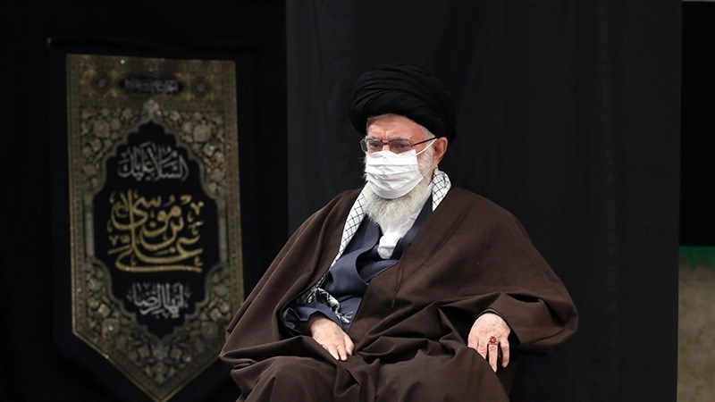 Ali məqamlı rəhbərin iştirakı ilə İmam Rza(ə)-ın şəhadətinin ildönümü münasibətilə əzadarlıq mərasimi keçirilib