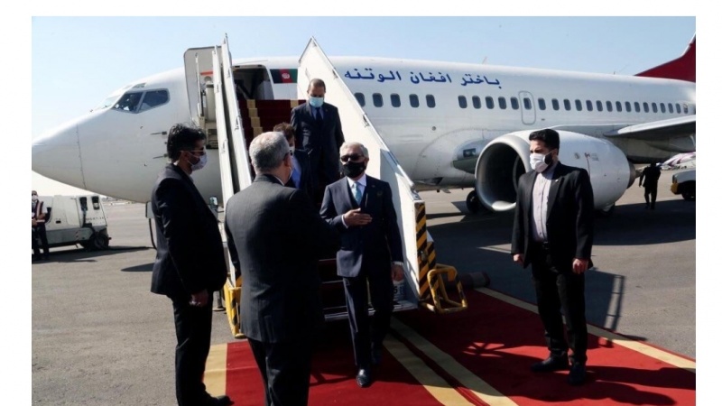 Abdullah Abdullah Tahran’a geldi