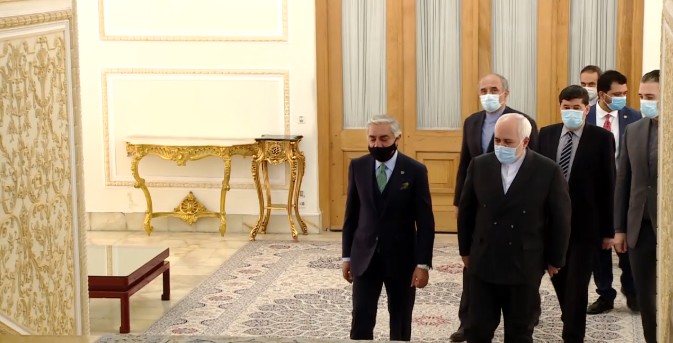 イラン外相、「アフガン人が主導し管理運営する和平プロセスを支持する」