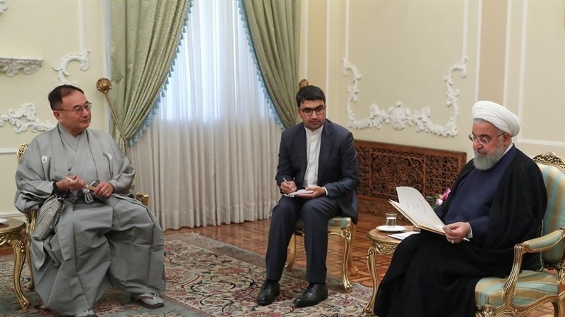 駐イラン日本大使が離任、帰国の途に