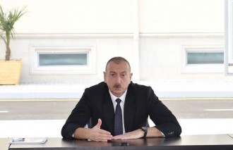 الرئيس الأذربيجاني يعلن سيطرة قوات بلاده على مدينة قرب الحدود مع أرمينيا