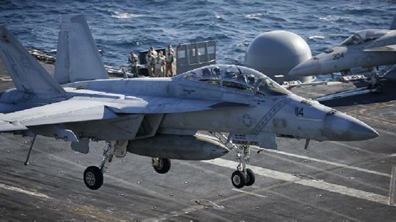 Jet Tempur F-18 AS Jatuh di California