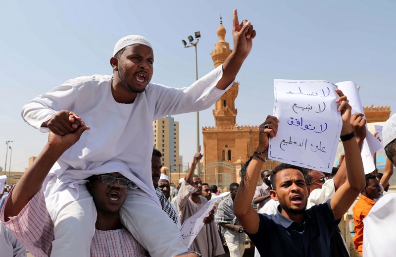Al’ummar Sudan Suna Gudanar Da Zanga-Zangar Kin Amincewa Da Kulla Alaka Da Isra’ila