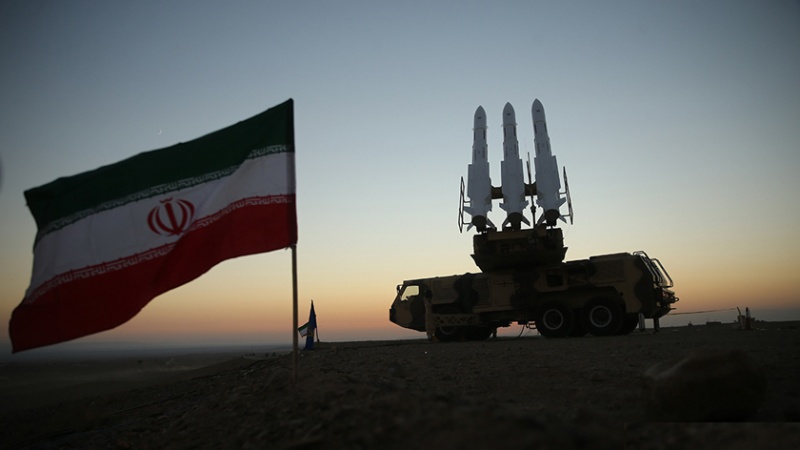 Angkatan Bersenjata Iran Memperingatkan Armenia dan Azerbaijan