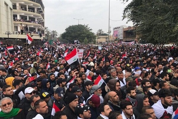 ۵۱ کەس لە خۆپیشاندانی بەغدا بریندار بوون/نارنجۆک دەهاوێژن