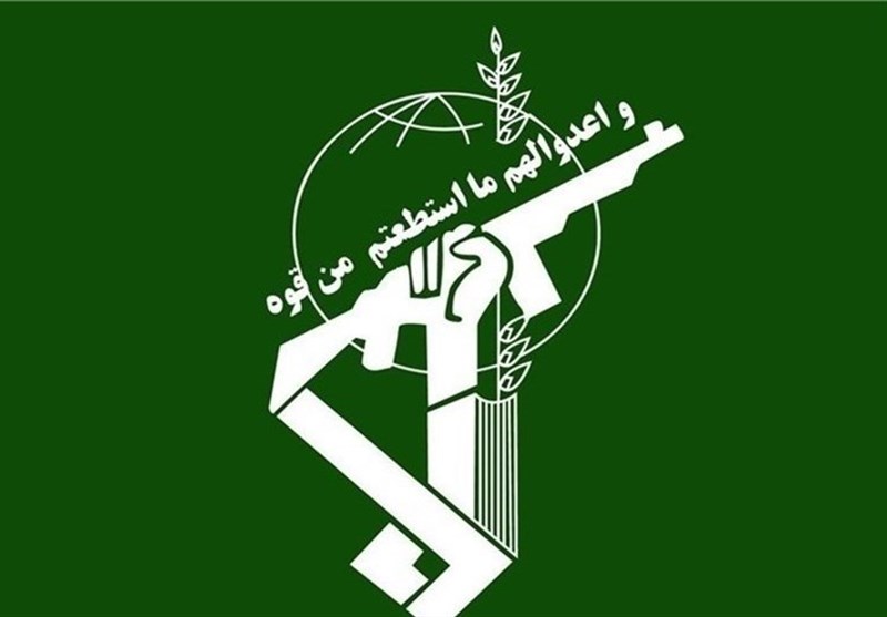 الحرس الثوري يدين تصرف الرئيس الفرنسي الداعم لإساءة الرسول الاعظم (ص) 